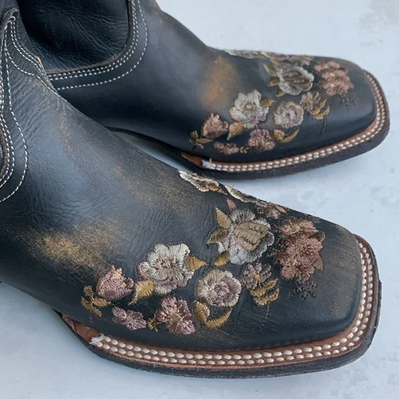 Western cowboy distressed leatherboots - Picture 7 of 11